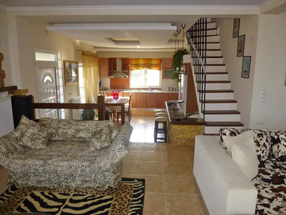 6-bedroom Villa In Methoni, Greece (300 M²)