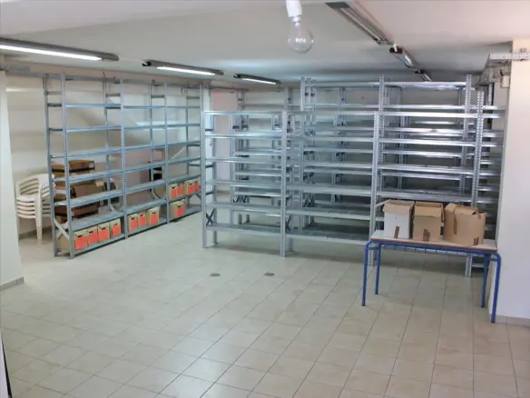 Business In Koropi, Greece (270 M²)