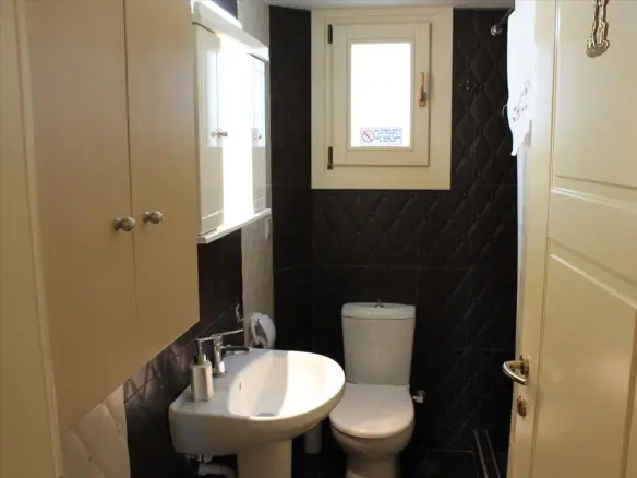 5-bedroom Detached House In Koropi, Greece (300 M²)