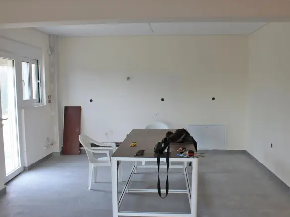 4-bedroom Maisonette In Kalivia Thorikou, Greece (220 M²)
