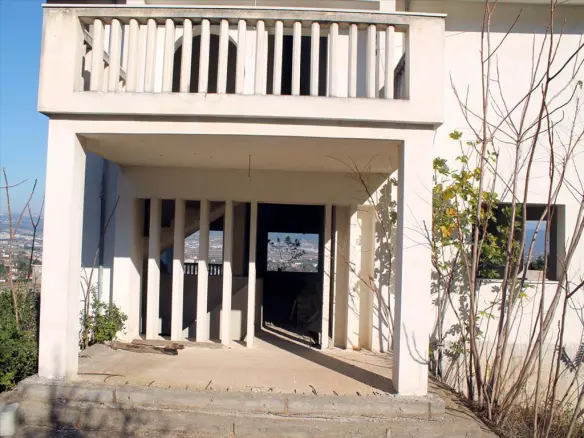 4-bedroom Villa In Thermi, Greece (800 M²)