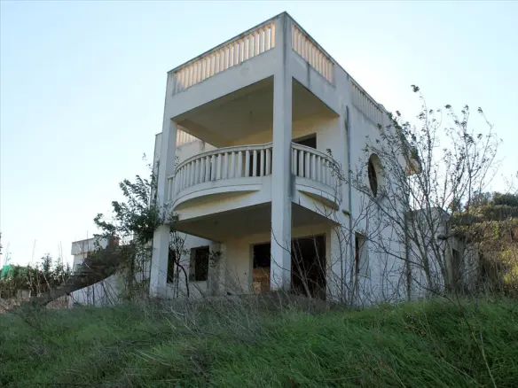 4-bedroom Villa In Thermi, Greece (800 M²)