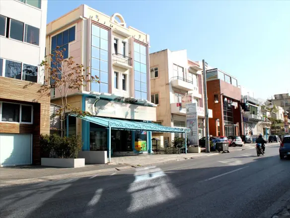 Business In Agios Dimitrios, Greece (840 M²)