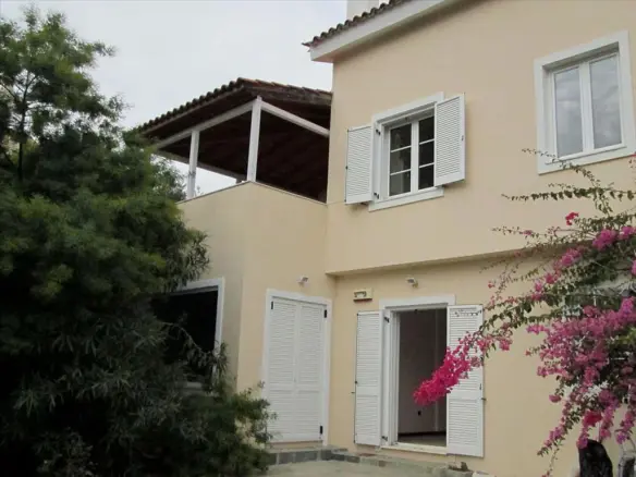 4-bedroom Detached House In Pikermi, Greece (330 M²)