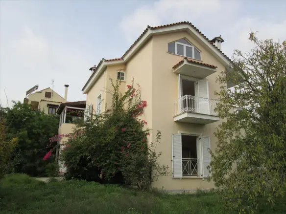 4-bedroom Detached House In Pikermi, Greece (330 M²)