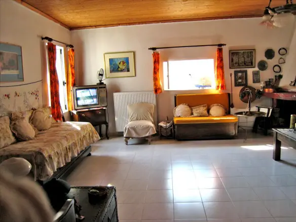 2-bedroom Detached House In Movri, Greece (100 M²)