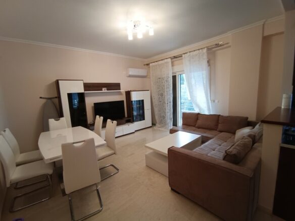 2-bedroom Flat In Vari – Varkiza, Greece (82 M²)