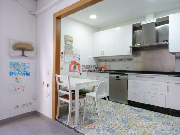 6-bedroom Terraced House In Valencia (362 M²)
