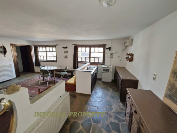 Detached House In Saronida: 250 Sqm On 614 Sqm Plot With Sea View