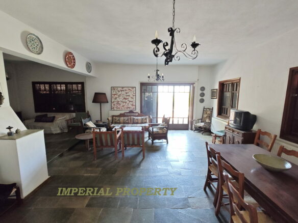 Detached House In Saronida: 250 Sqm On 614 Sqm Plot With Sea View