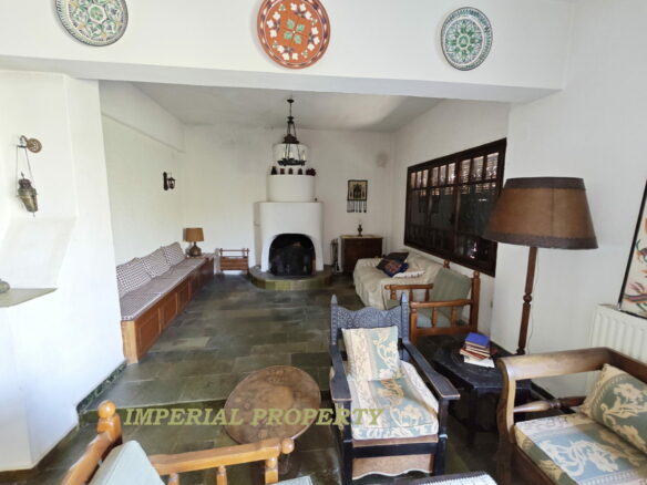 Detached House In Saronida: 250 Sqm On 614 Sqm Plot With Sea View