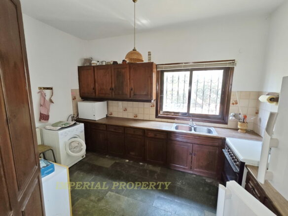 Detached House In Saronida: 250 Sqm On 614 Sqm Plot With Sea View