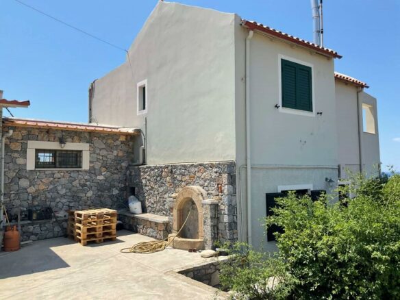 Business In Viannos, Greece (286 M²)