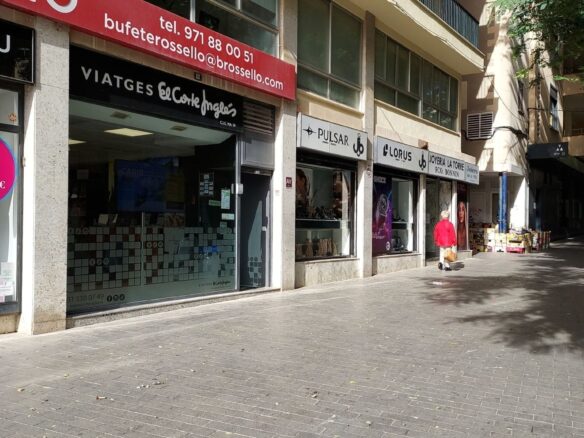 Commercial In Inca, Spain (190 M²)