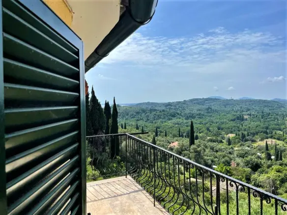 2-bedroom Maisonette In Corfu, Greece (97 M²)