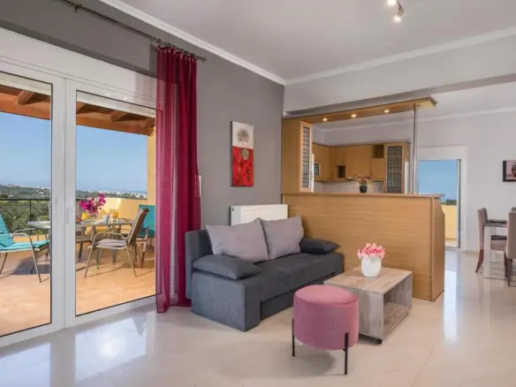 5-bedroom Business In Akrotiri, Greece (310 M²)