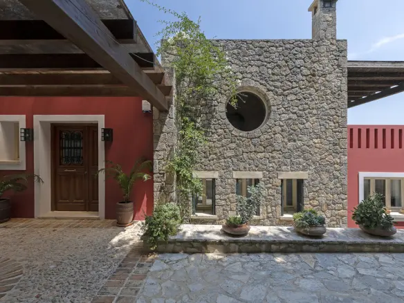 6-bedroom Villa In Corfu, Greece (350 M²)