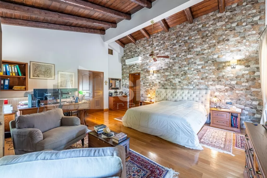 b46db1d219864520beca10357fdc0866