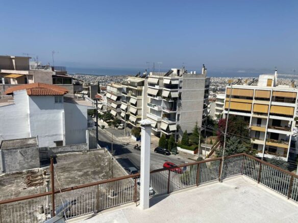Flat In Greece (240 M²)