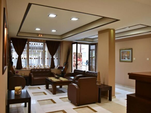 Hotel In Mallia, Greece (1.000 M²)