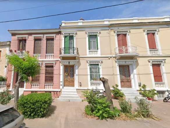 5-bedroom Maisonette In Greece (205 M²)