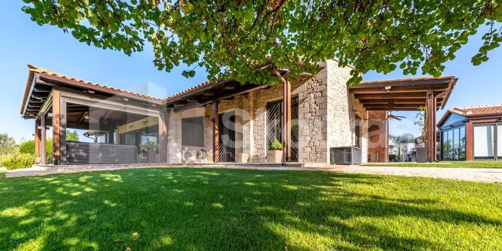 dc0ed44ccf5841e190ca439743c912f0