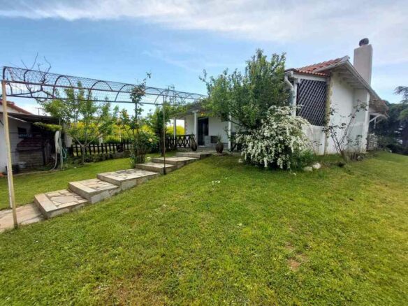 3-bedroom Detached House In Michaniona, Greece (175 M²)