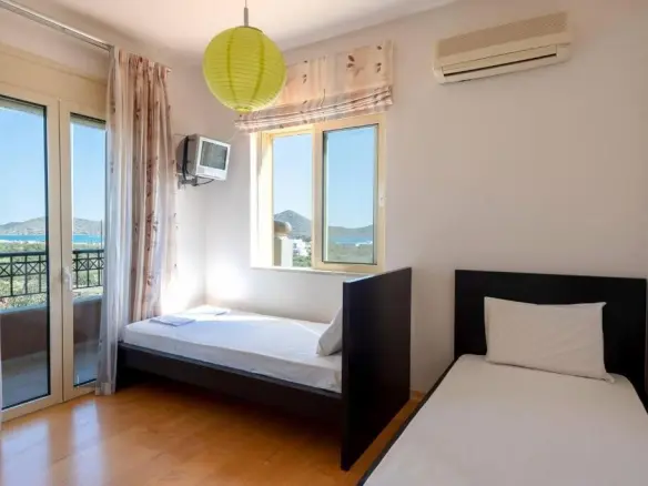 4-bedroom Detached House In Agios Nikolaos, Greece (300 M²)