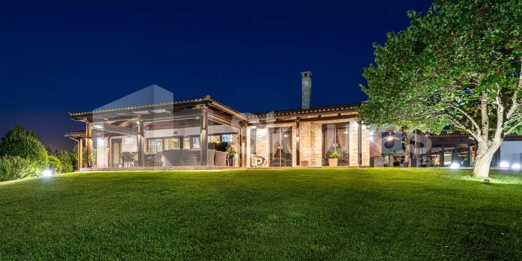 eaec30b1c01a4412aef15f7f52286ae2