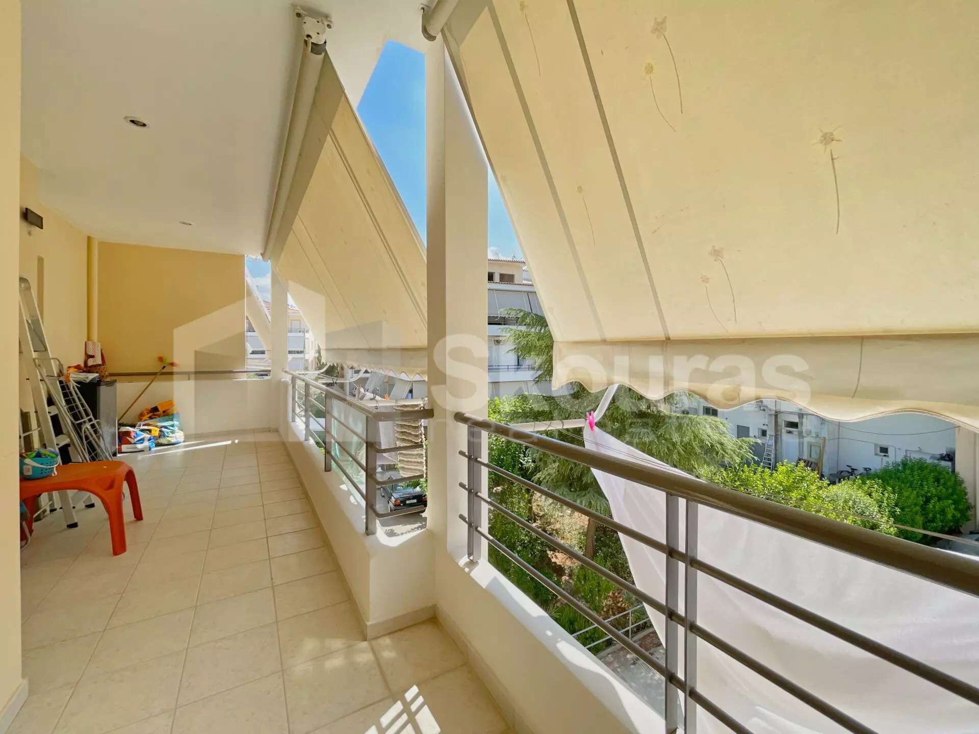 ee421603f17b4be581eba6604d2bfe36