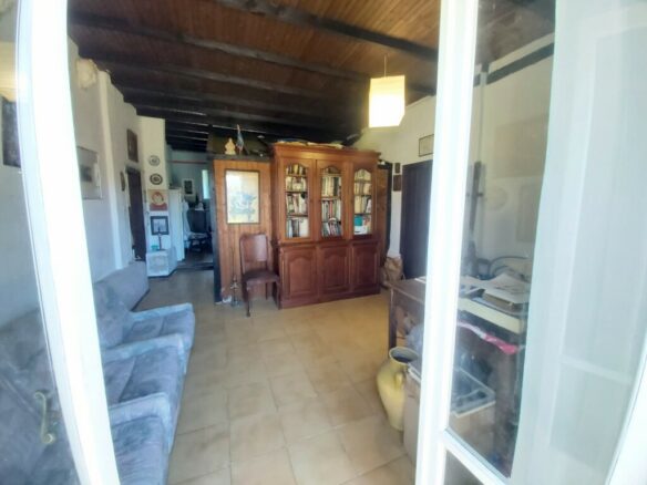 Detached House In Corfu, Greece (962 M²)