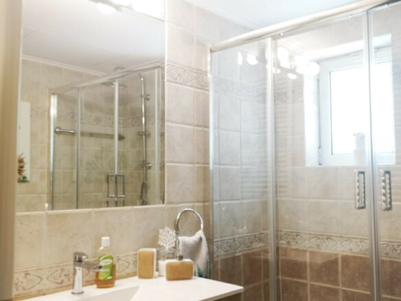 Flat In Greece (137 M²)