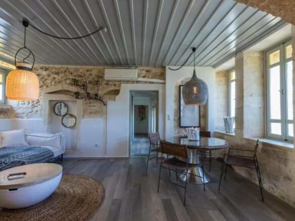 Business In Greece (360 M²)