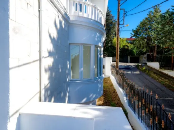 6-bedroom Villa In Oreokastro, Greece (584 M²)