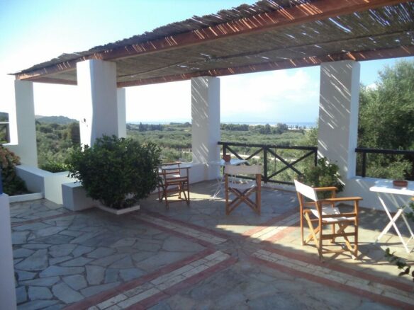 Complex In Kastro Killinis, Greece (210 M²)