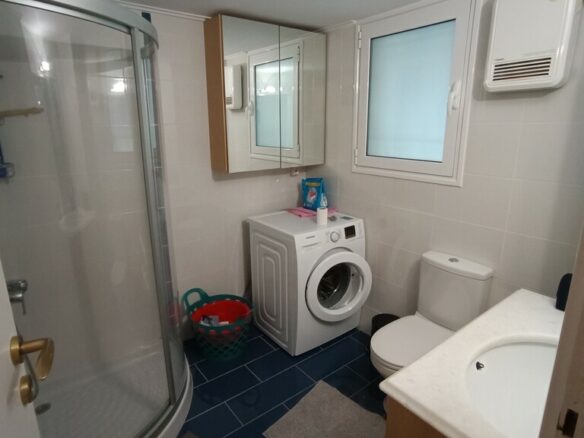 2-bedroom Flat In Vari – Varkiza, Greece (82 M²)