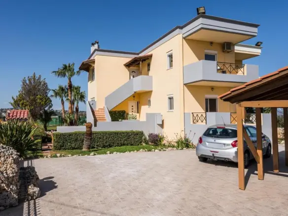 5-bedroom Business In Akrotiri, Greece (310 M²)