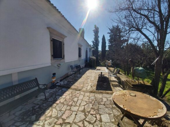 Detached House In Corfu, Greece (962 M²)