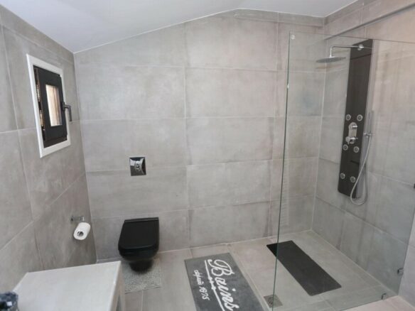 3-bedroom Detached House In Kassandra, Greece (150 M²)