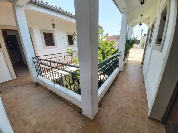 Hotel In Corfu, Greece (385 M²)