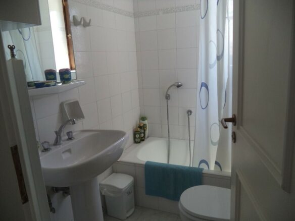 Complex In Kastro Killinis, Greece (210 M²)