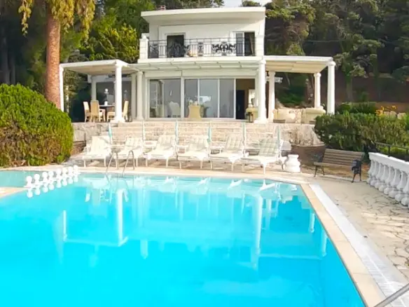 2-bedroom Villa In Corfu, Greece (250 M²)