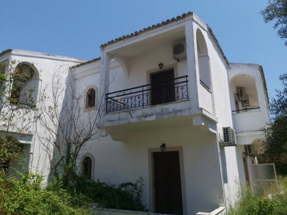 Hotel In Corfu, Greece (385 M²)