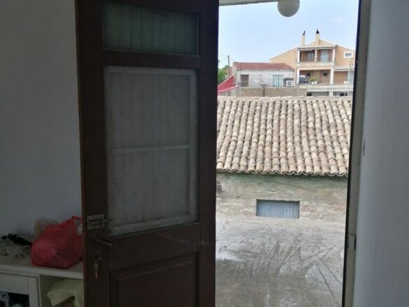 Detached House In Corfu, Greece (215 M²)