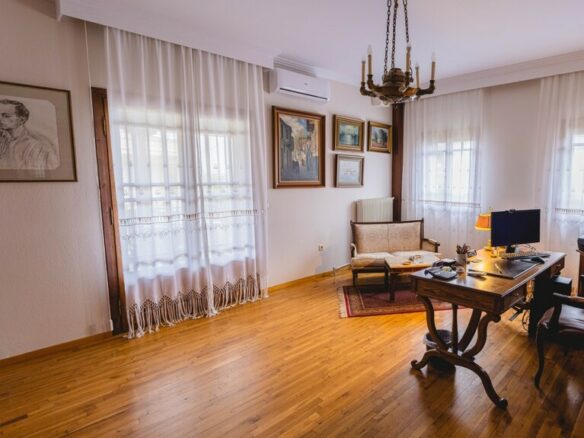 4-bedroom Villa In Thermaikos, Greece (460 M²)
