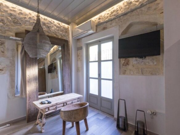 Business In Greece (360 M²)