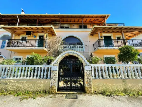Hotel In Corfu, Greece (600 M²)