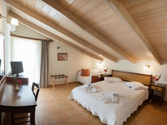 Hotel In Lefkada, Greece (840 M²)