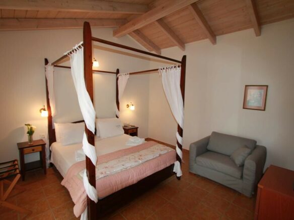Hotel In Lefkada, Greece (840 M²)