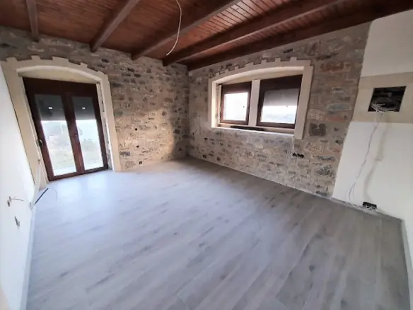 5-bedroom Detached House In Gazi, Greece (220 M²)